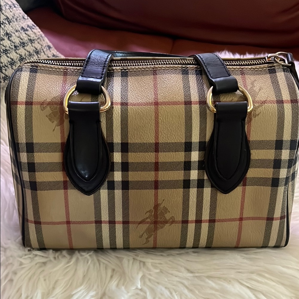 Burberry Cream and dark brown Satchel with Iconic Design w matching wallet - Picture 3 of 15